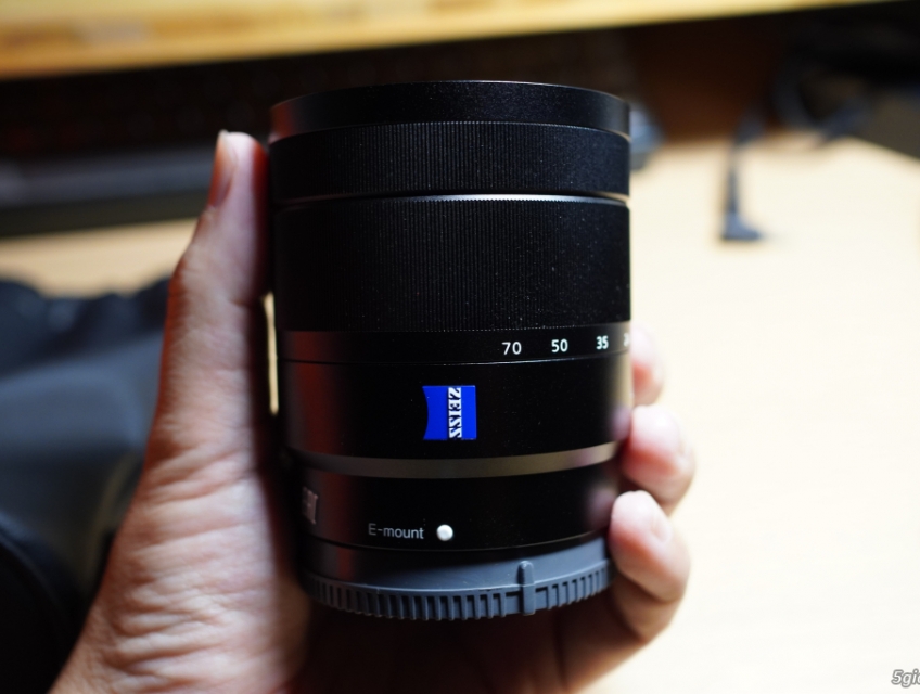 Sony 16-70 f4 ZA full box