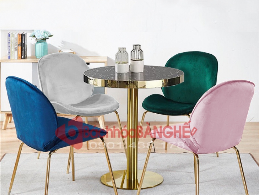 Bộ bàn tròn mạ vàng mặt thủy tinh hữu cơ ghế nhung decor spa, cửa hàng