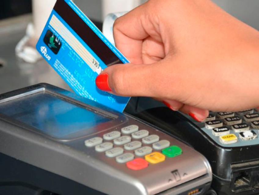 Dịch vụ rút tiền thẻ tín dụng phí thấp, an toàn