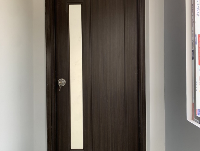 Các mẫu cửa nhà vệ sinh đẹp tại MegaDoor | Cửa nhựa giả gỗ