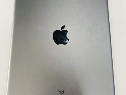 iPad gen 9 64GB wifi Màu xám Gray body 99%