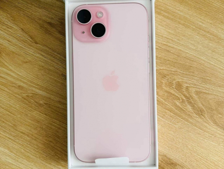 iPhone 15 128G Pink
