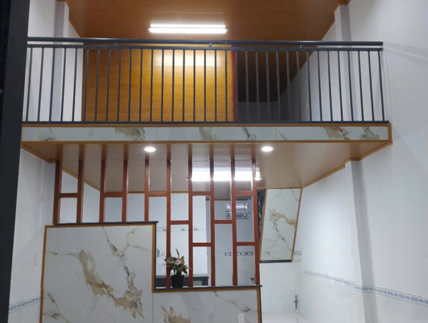 NhaTotVinhLoc.Com - Bán nhà đẹp 4x10 gác lửng gần liên ấp 26