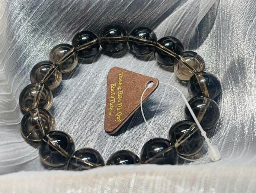 Shop chuyên bán Vòng Thạch Anh Khói ở Tp.HCM