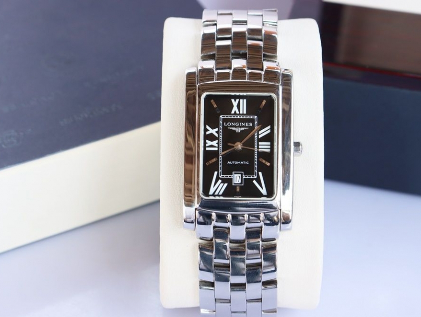 ĐH Nam : Longines DolceVita L5.657.4.79.6 Automatic - bản Dây Thép