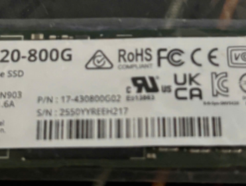 SSD Synology SNV5420-800G & Ram Synology D7ES03-8G