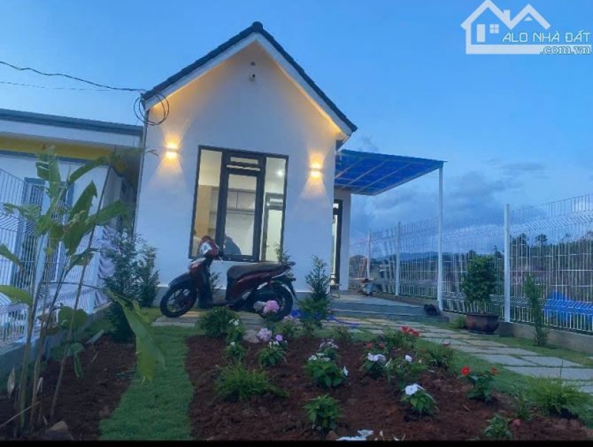 Chính Chủ Bán Nhà Mặt Đường Bê Tông Khu Dân Cư Mới Làng Châu Âu HT86.