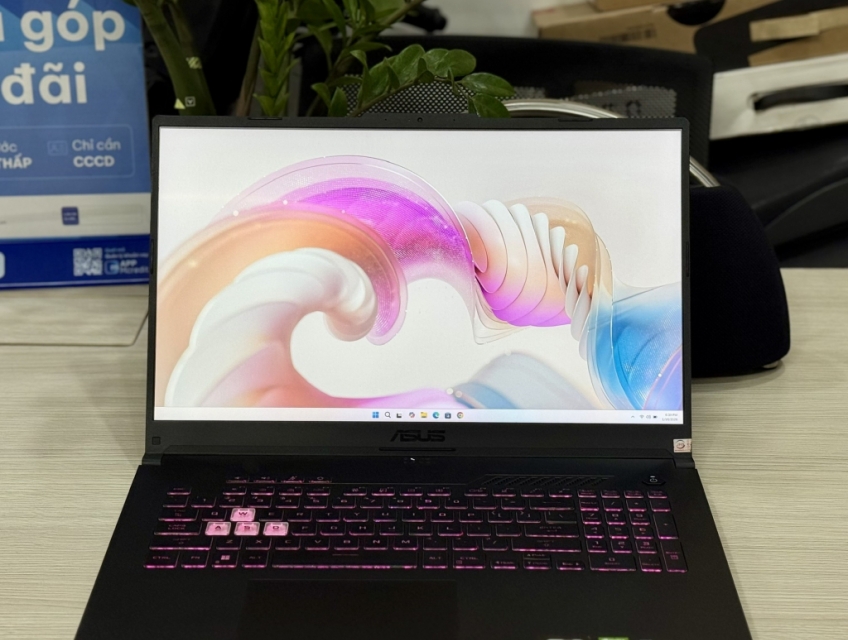 Asus TUF A17 FA707RW Ryzen 7-6800H 16GB, 512GB, VGA RTX 3070Ti 8GB