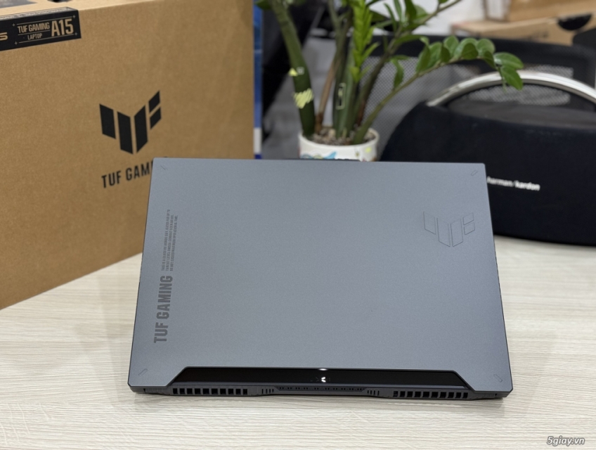 Asus Gaming TUF A15 FA507NUR R7 7435HS/ 16GB/ 512GB/ 6GB RTX 4050
