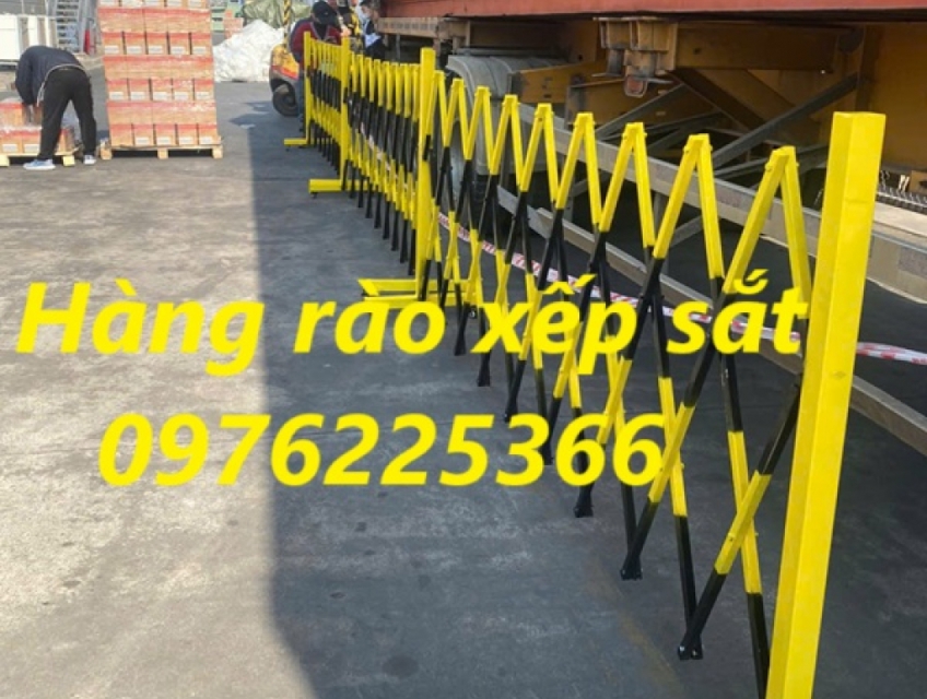 Hàng rào sắt xếp gọn