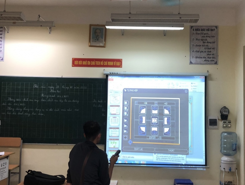 Hà Nội địa chỉ sửa chữa máy chiếu giá rẻ