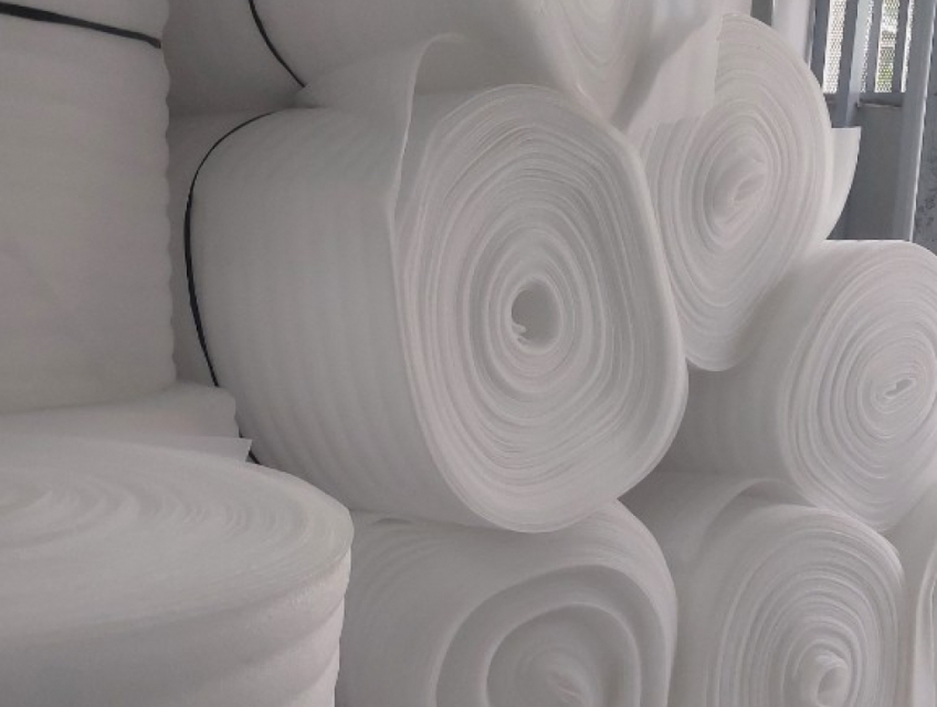 Màng xốp pe bọc lót hàng hóa chống va đạp tại Hóc Môn