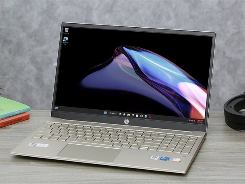 HP Pavilion 15-eg3093TU: Core i5 1335u/16G/15.6in FHD IPS/còn BH 5th !