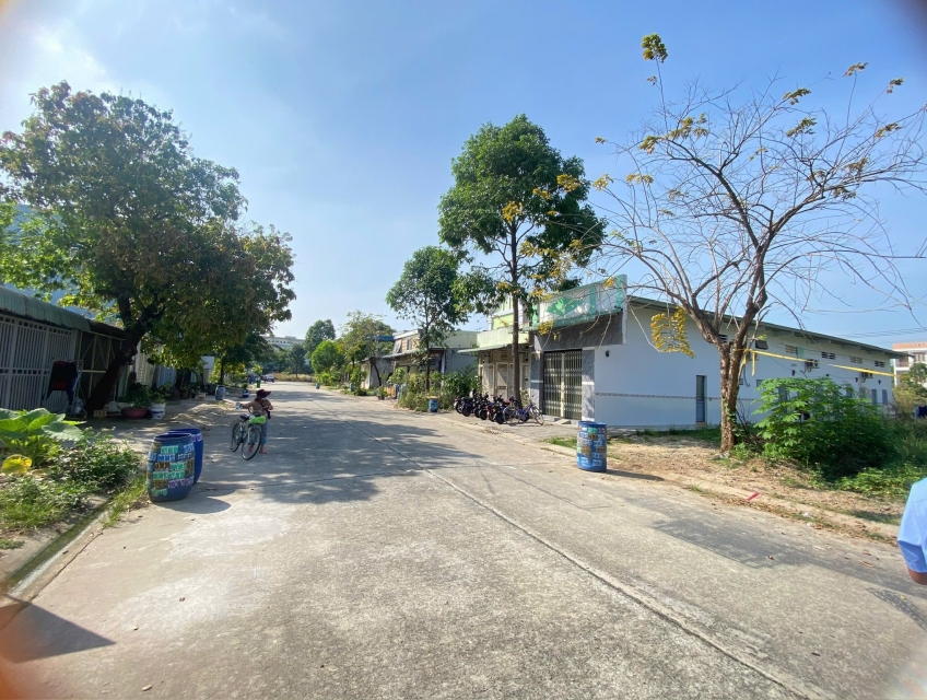 BÁN 300M2 ĐẤT MẶT TIỀN ĐƯỜNG DL15 – MỸ PHƯỚC 3