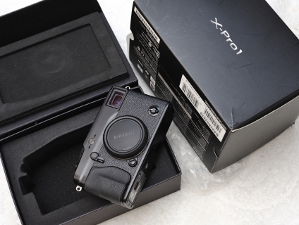 Canon 70D LBM,Fuji X-T1,X-T10-X-T100 fullbox like new US