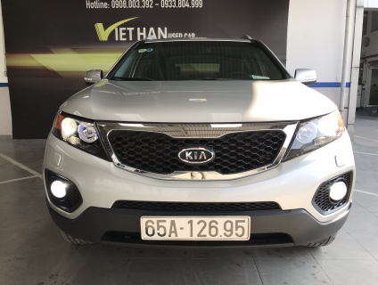 Bán Kia Sorento 2.4MT màu bạc số sàn máy xăng nhập Hàn Quốc 2010 7 chỗ