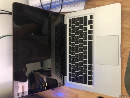 Macbook pro mid 2012 máy đang dùng mướt mườn mượt