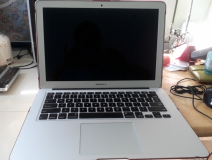 Macbook air 2015 - Hàng Úc xách tay về.