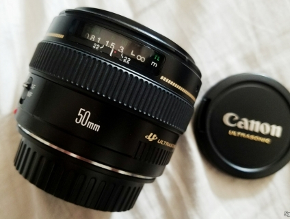 Cần bán lens Canon EF 50 f1.4 USM likenew