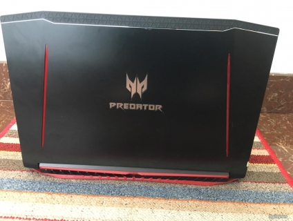 Cần bán con Acer Predator Helios 300 ( i7 8750H + 1060) còn bảo hành