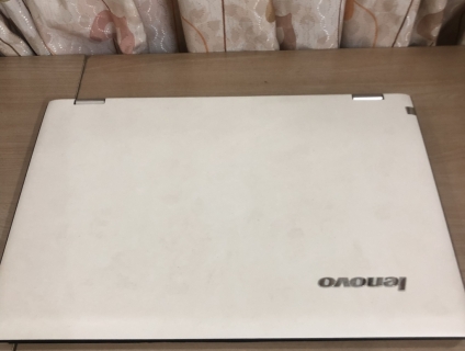 Laptop Lenovo Yoga 500