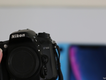 em bán bộ máy ảnh nikon d7100 và lens tamron 17-50. đẹp.