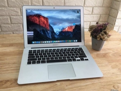 Macbook Air 13” 2015 ssd 256gb ram 8gb fullbox