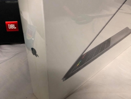 MacBook Pro 13-inch 2018 nguyên seal - us xách tay