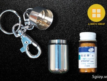 Lọ đựng thuốc thần thánh kèm móc khóa - sản phẩm hót hit