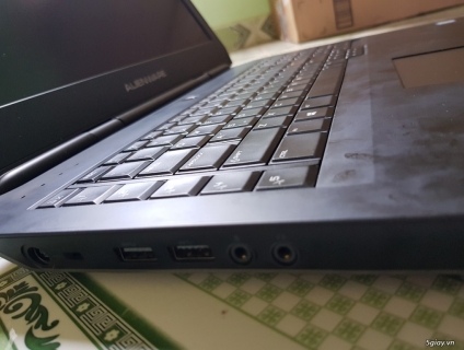 dell alienware 17r3 i7 6700hq 16gb ddr4 pcie 512 980gtx 4k uhd