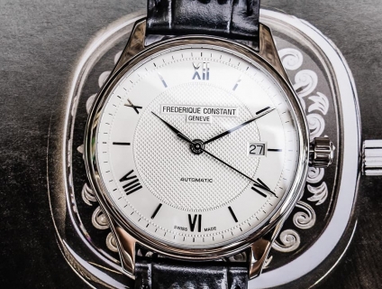 Đồng hồ Frederique Constant chính hãng giá săn sale