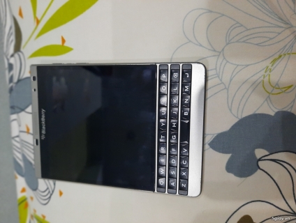 Cần bán máy passport siver