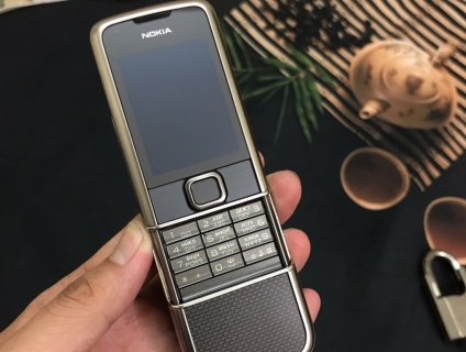 Cần bán : nokia 8800 carbon