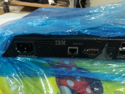 Switch ibm như hình