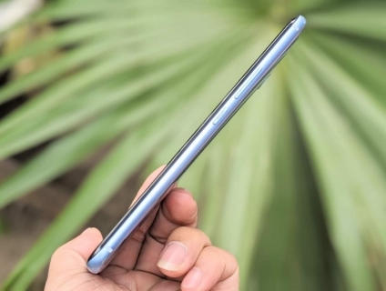 Cần bán htc u11 2sim bản 4/64gb. Zin all cực rẻ tại long an