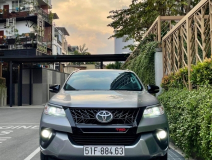 HCM Cho thuê xe 7 chỗ có tài - 0933000333