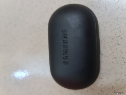 Cần Bán: Tai nghe Samsung Gear Icon X