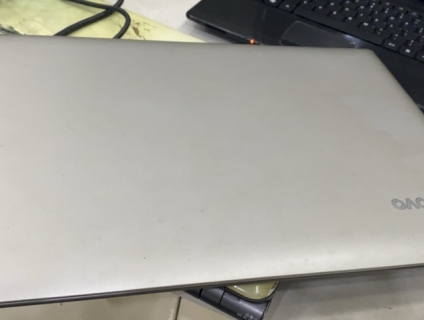cần bán Lenovo ideapad 320 i7 còn mới