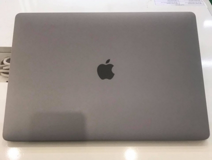 Macbook Pro MR942 2018 i7-2,6 GHz /ram 16gb/ssd 512gb/ VGA /15' 99%