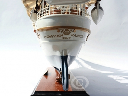 MÔ HÌNH THUYỀN GỖ CHRISTIAN RADICH