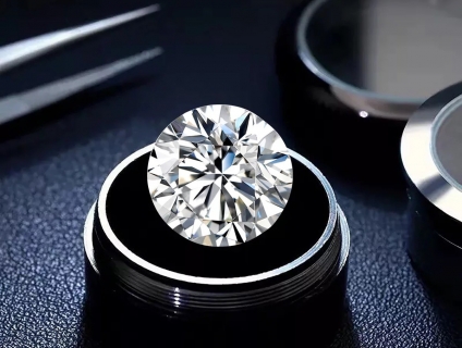 Kim Cương Moissanite 8 Ly 1 - Kiểm Định GRA