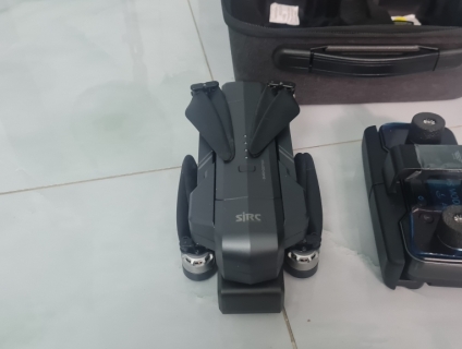 Bán plycam sjrc f11s pro