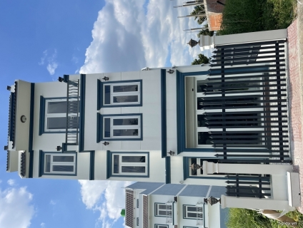 Nhà mới đang hoàn thiện