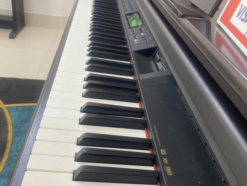 Bán đàn piano điện YAMAHA CLP 870
