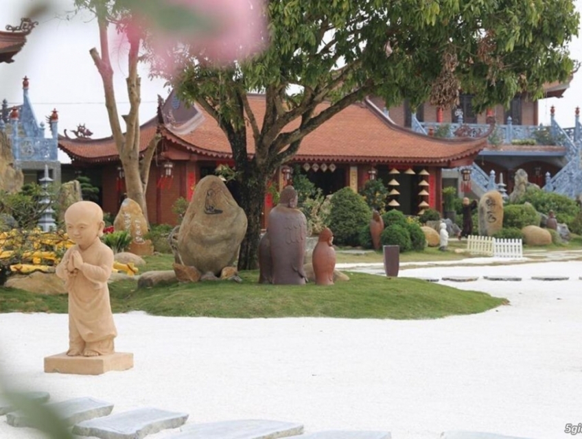 Du Xuân - Lễ Chùa Năm Mới