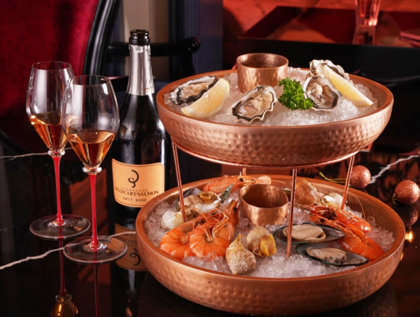 Lý do chọn hàu kết hợp cùng champagne cho buổi tiệc