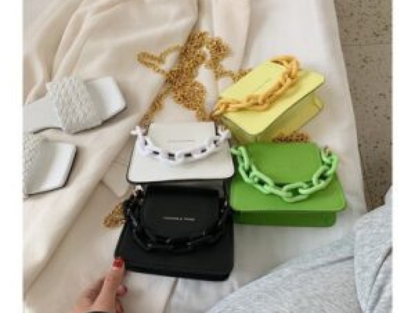 4 mẫu túi "must have" trong tủ đồ của các nàng