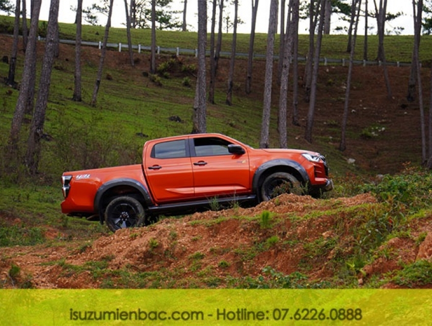 Báo giá chi tiết bán tải Isuzu D-max 2023
