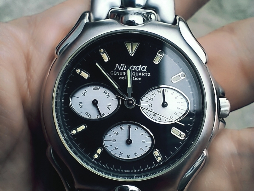 Đồng hồ si Nhật và Thụy Sỹ giá rẻ nhất hành tinh