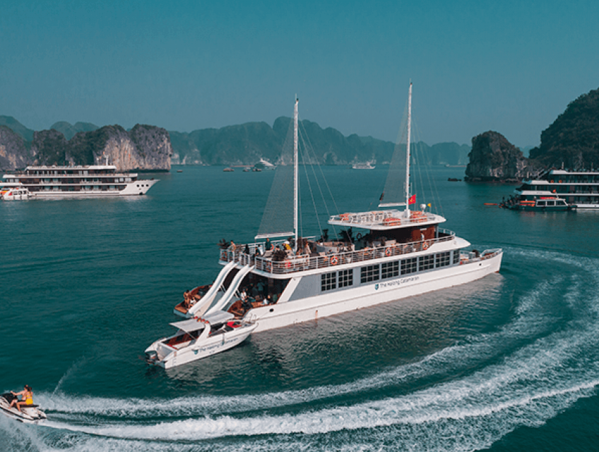Tour du thuyền Hạ Long Catamaran Luxury 1 ngày